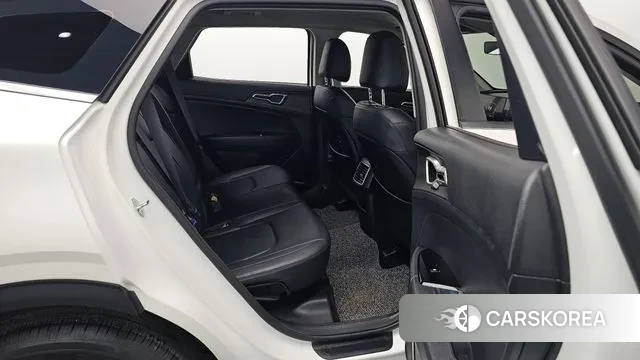 Kia Sportage 5th Generation 2023 Белый из Кореи, фото 2