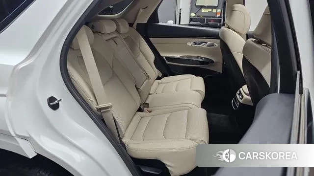 Genesis GV70 2021 Белый из Кореи, фото 2