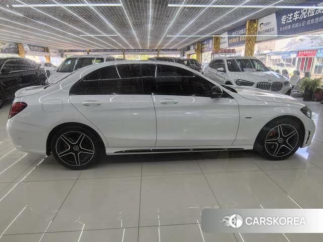Mercedes-Benz Class C 2021 Белый из Китая, фото 2