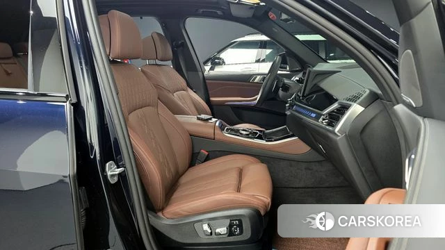 BMW X5 (G05) 2025 Черный из Кореи, фото 2