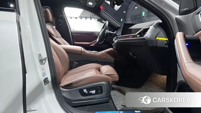 BMW X6 (G06) 2024 Белый из Кореи, фото 2