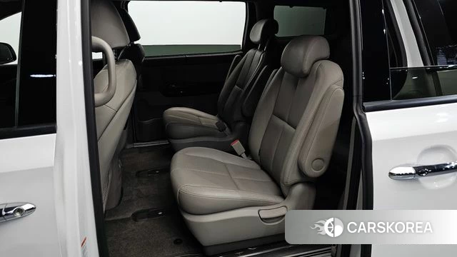 Kia The New Carnival 2018 Белый из Кореи, фото 2