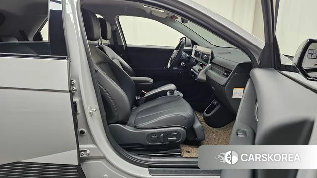 Hyundai Ionic 5 2024 Серебристо-серый из Кореи, фото 2