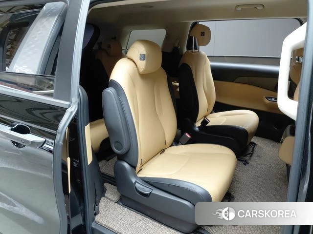 Kia Carnival 4th generation 2021 Черный из Кореи, фото 2