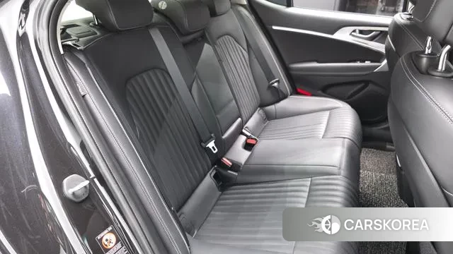 Genesis G70 2019 Черный из Кореи, фото 2