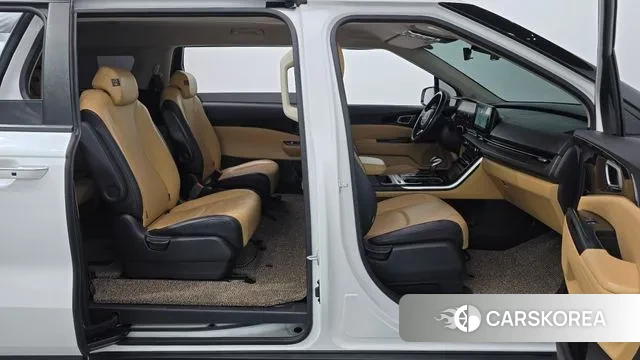 Kia Carnival 4th generation 2021 Белый из Кореи, фото 2