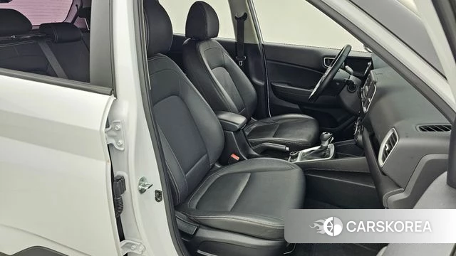 Hyundai Venue 2021 Белый из Кореи, фото 2