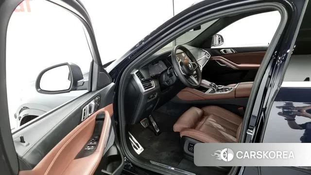 BMW X6 (G06) 2022 Черный из Кореи, фото 2