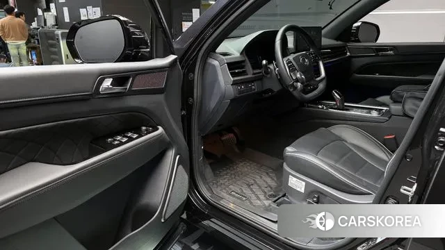 Ssangyong Rexton New Arena 2024 Черный из Кореи, фото 2