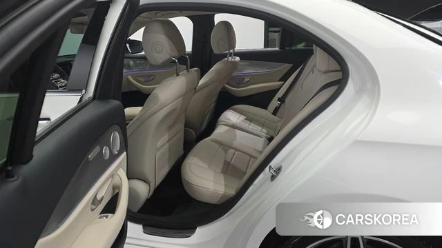 Mercedes-Benz E-Class W213 2020 Белый из Кореи, фото 2