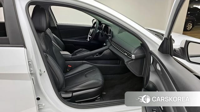 Hyundai Avante (CN7) 2022 Белый из Кореи, фото 2