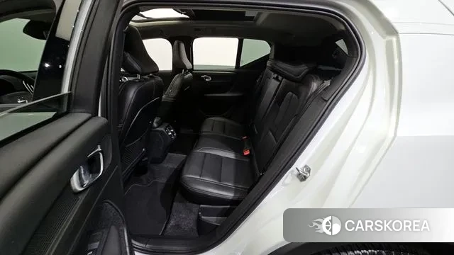 Volvo XC40 2020 Белый из Кореи, фото 2