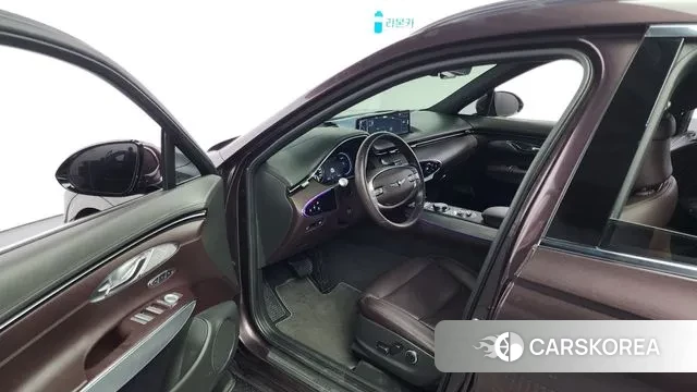 Genesis GV70 2022 Красный из Кореи, фото 2