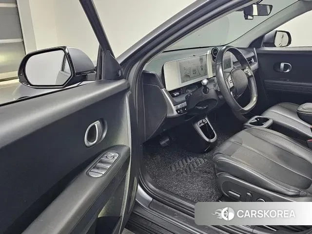 Hyundai Ionic 5 2021 Серебристо-серый из Кореи, фото 2