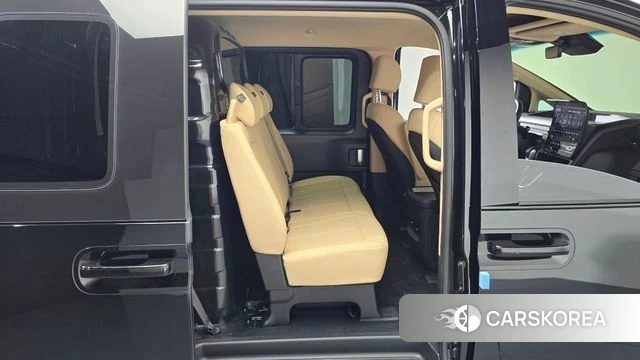 Hyundai Staria 2025 Черный из Кореи, фото 2