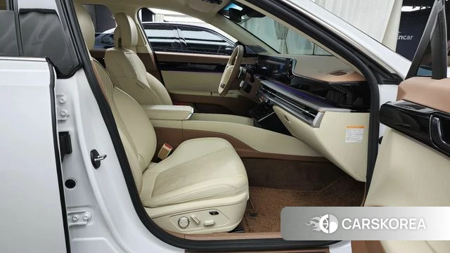 Hyundai Grandeur Hybrid (GN7) 2024 Белый из Кореи, фото 2