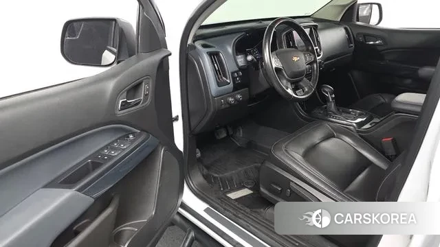 Chevrolet (GM Daewoo) Real New Colorado 2022 Белый из Кореи, фото 2