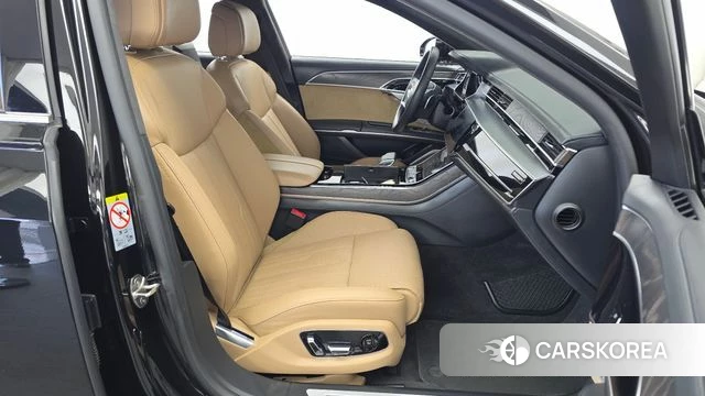 Audi A8 (D5) 2021 Черный из Кореи, фото 2