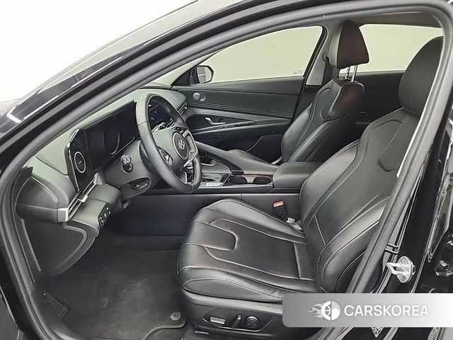 Hyundai Avante Hybrid (CN7) 2022 Черный из Кореи, фото 2
