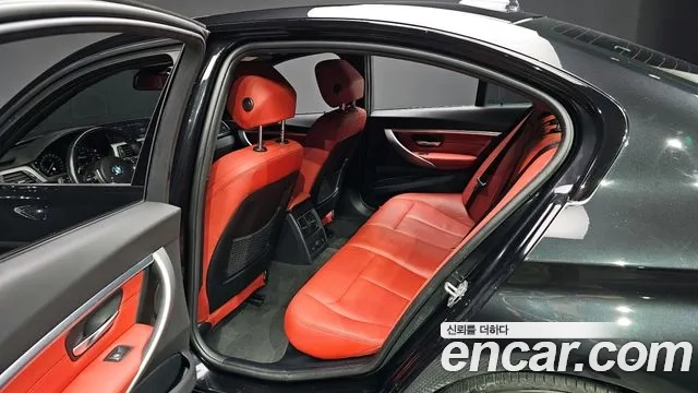 BMW 3 Series (F30) 2018 Черный из Кореи, фото 2