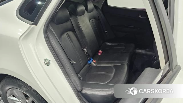 Kia The New K5 2nd generation 2018 Белый из Кореи, фото 2