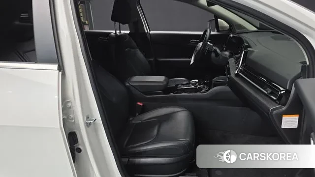 Kia Sportage 5th Generation Hybrid 2021 Белый из Кореи, фото 2