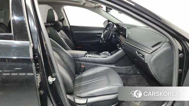 Hyundai Sonata (DN8) 2021 Черный из Кореи, фото 2