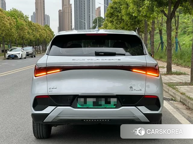 BYD Yuan PLUS 2023 Белый из Китая, фото 2