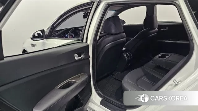 Kia The New K5 2nd generation 2019 Белый из Кореи, фото 2