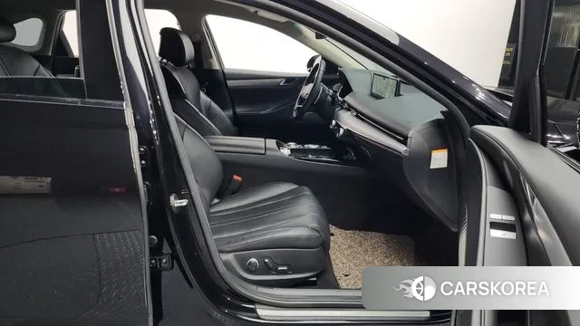 Genesis Electrified G80 (RG3) 2022 Черный из Кореи, фото 2