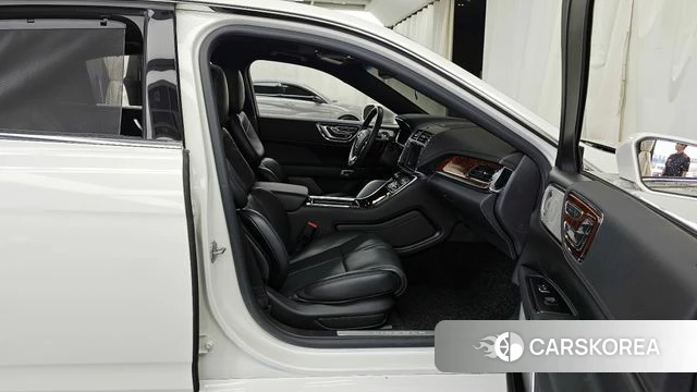 Lincoln Continental 10th Generation 2020 Белый из Кореи, фото 2