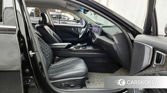 Kia K8 2022 Черный из Кореи, фото 2