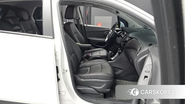 Chevrolet (GM Daewoo) The New Trax 2022 Белый из Кореи, фото 2