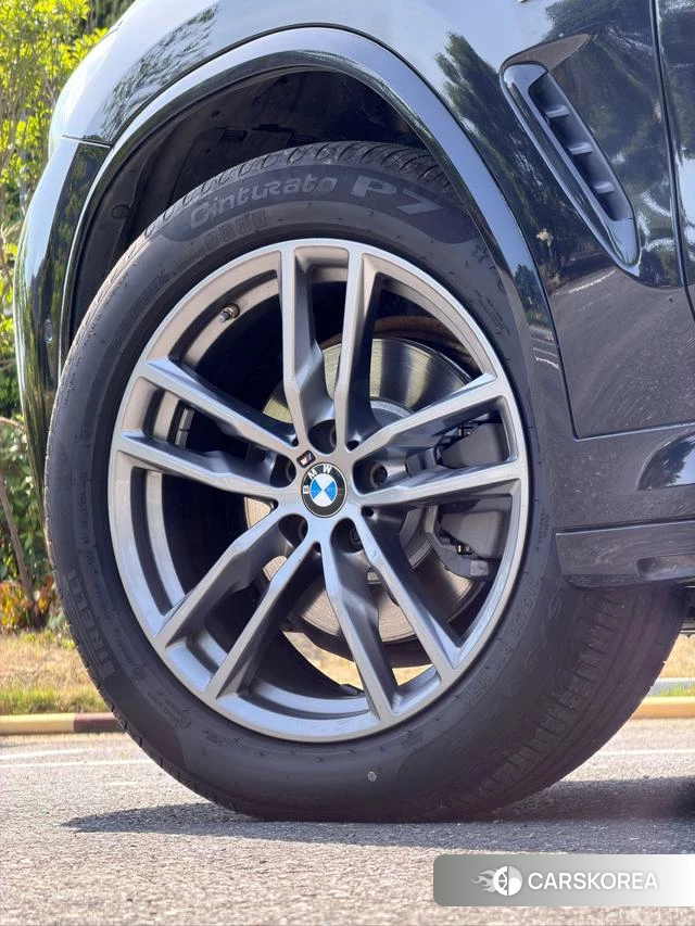 BMW X3 2021 Черный из Китая, фото 2
