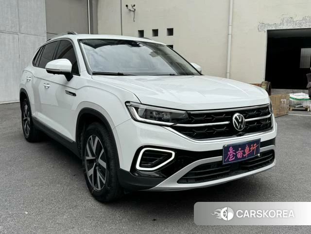 Volkswagen Tanyue 2024 Белый из Китая, фото 2