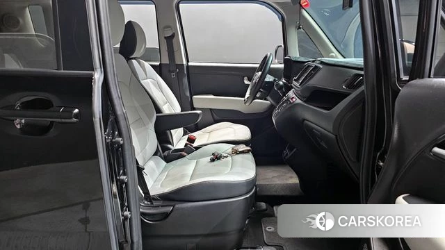 Kia The New Kia Ray 2023 Черный из Кореи, фото 2