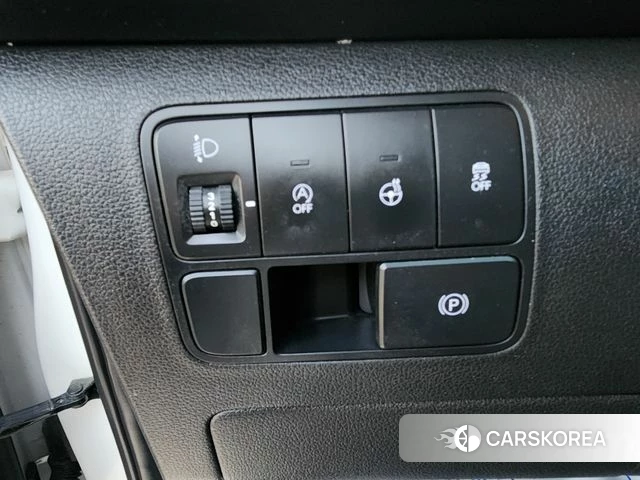 Hyundai Staria 2022 Белый из Кореи, фото 2