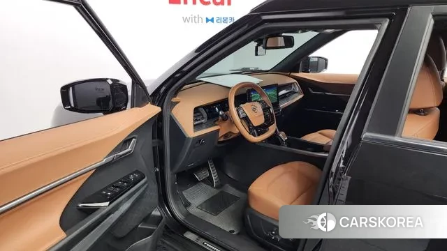 Ssangyong Torres 2023 Черный из Кореи, фото 2