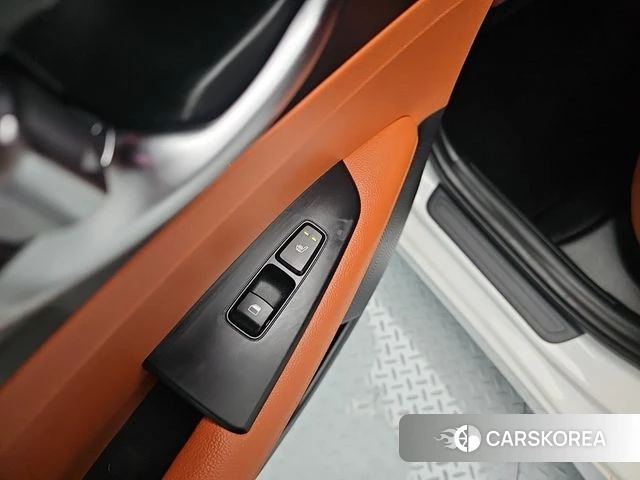 Kia The New K3 2nd generation 2021 Белый из Кореи, фото 2