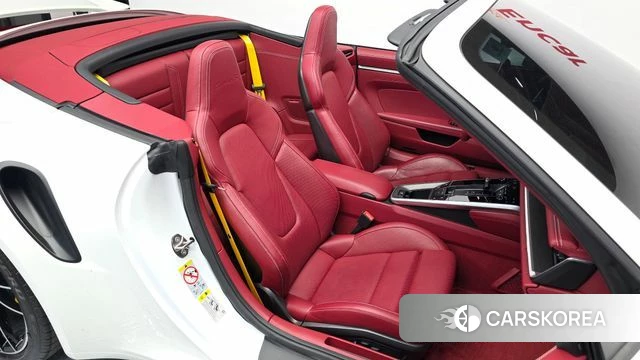 Porsche 911(992) 2023 Белый из Кореи, фото 2