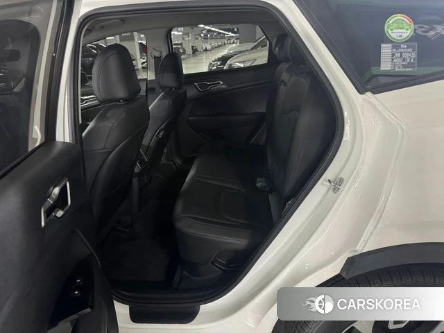 Kia Sportage 5th Generation Hybrid 2021 Белый из Кореи, фото 2