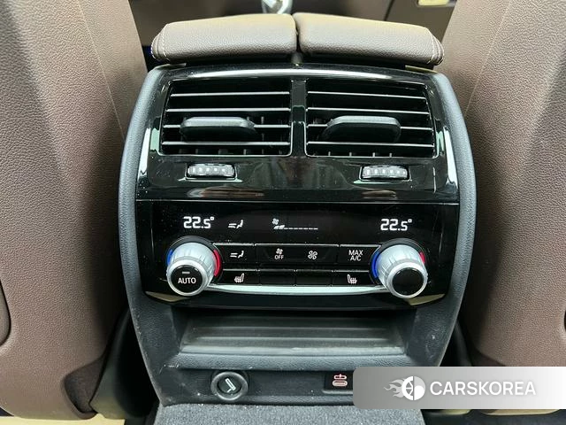 BMW 5 series 2021 Черный из Китая, фото 2