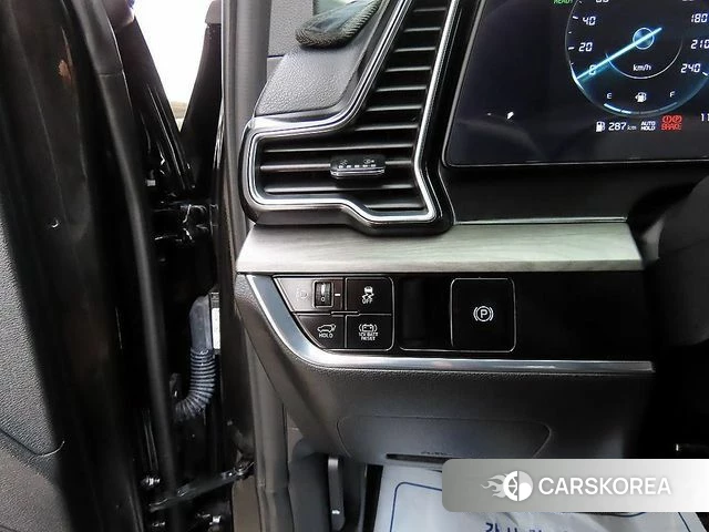 Kia Sportage 5th Generation Hybrid 2024 Черный из Кореи, фото 2