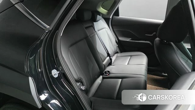 Hyundai Kona (SX2) 2023 Черный из Кореи, фото 2