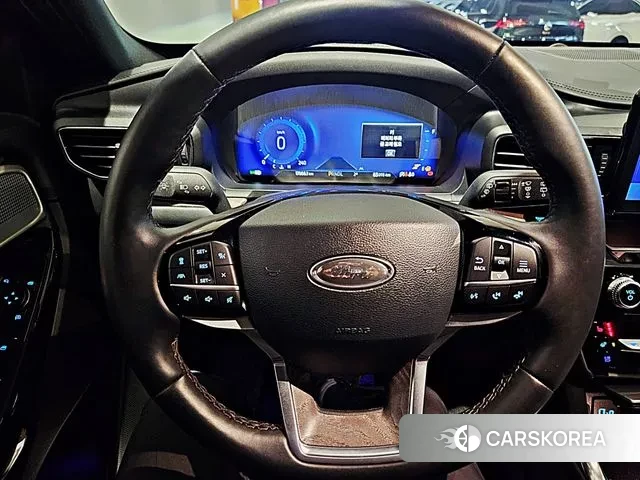 Ford Explorer 6th Generation 2022 Черный из Кореи, фото 2