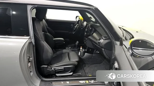 Mini Cooper Electric 2022 Серый из Кореи, фото 2