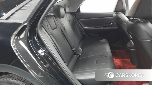 Hyundai Avante (CN7) 2023 Черный из Кореи, фото 2