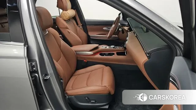 Genesis GV70 2023 Серебряный из Кореи, фото 2