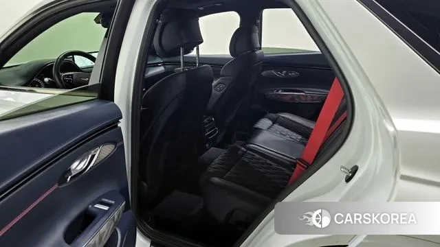 Genesis GV70 2021 Белый из Кореи, фото 2