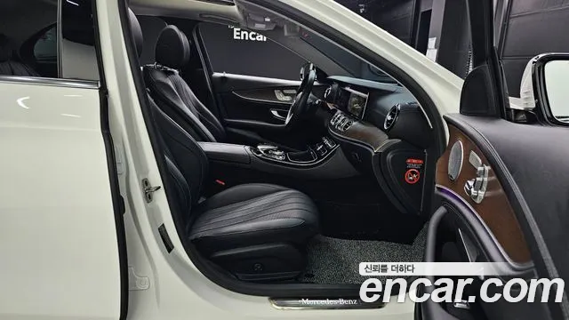 Mercedes-Benz E-Class W213 2019 Белый из Кореи, фото 2